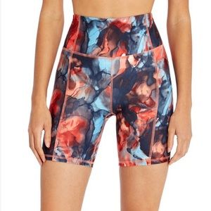 Jessica Simpson Bermuda Bike shorts Sz M NWT